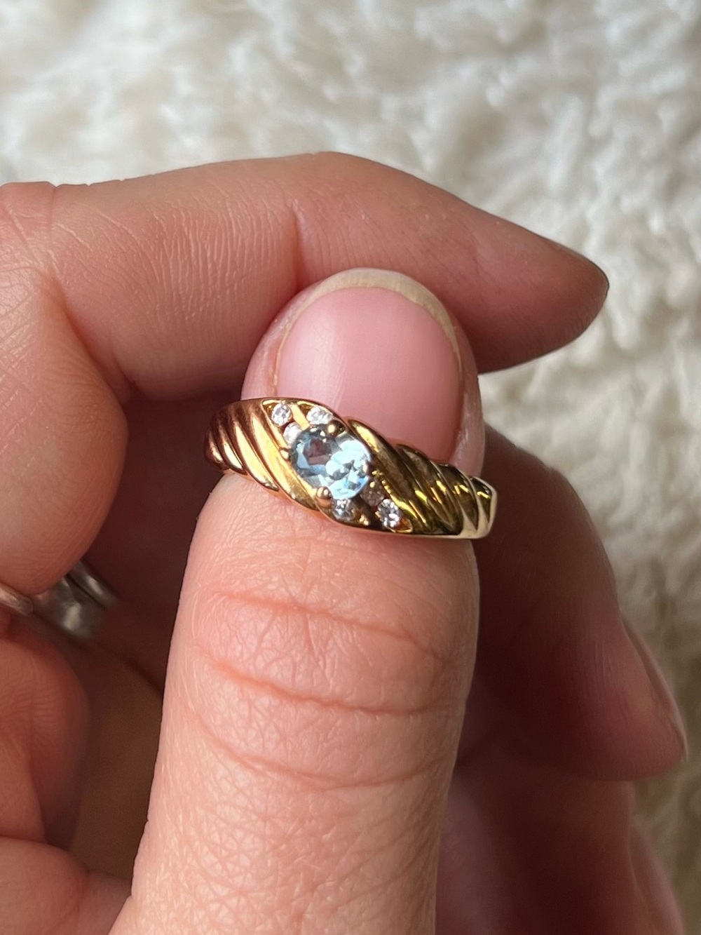Gold Ring W Blue Stone